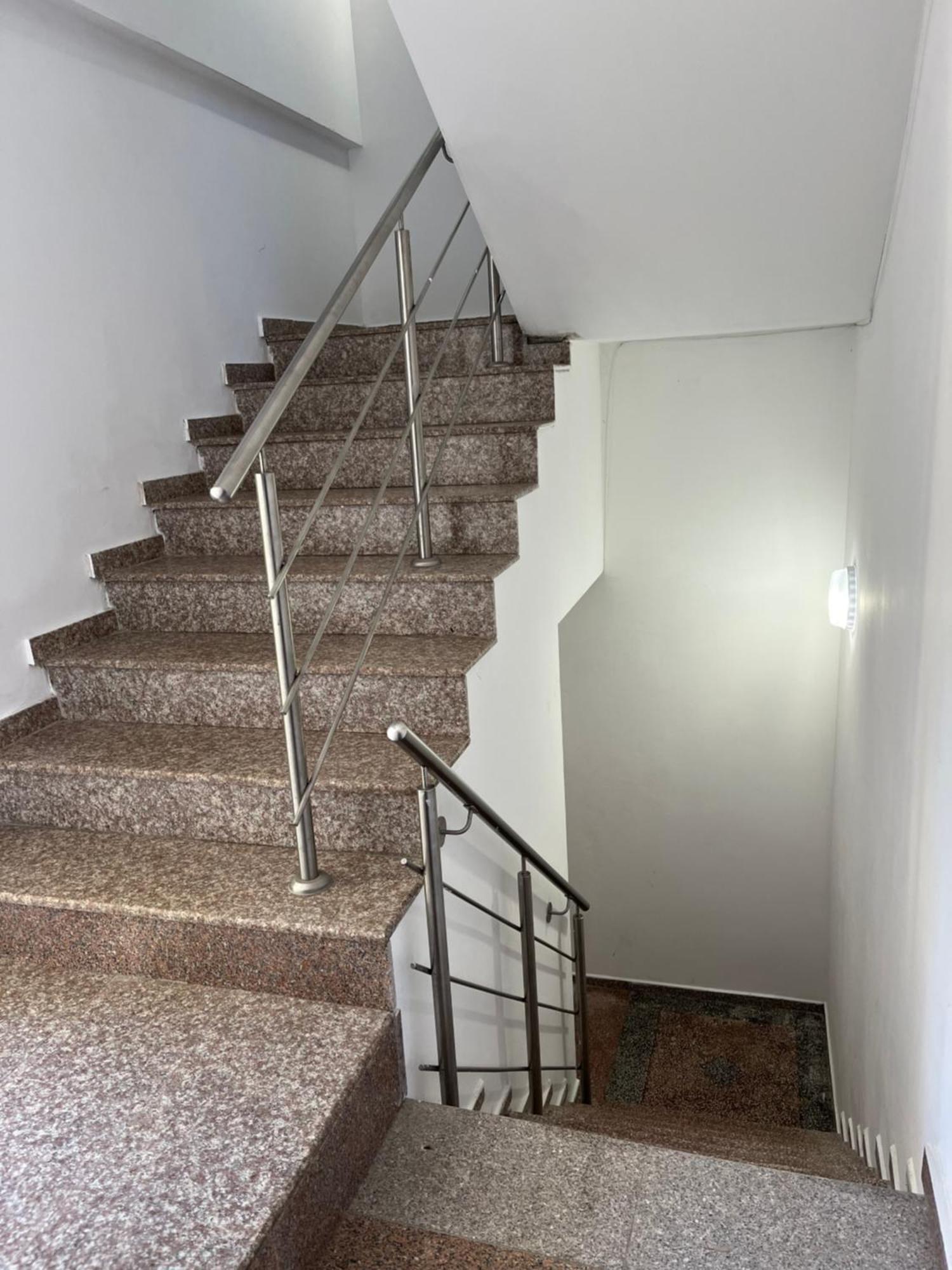 En-Suite Rooms: Novа Guesthouse In Sofia Center Εξωτερικό φωτογραφία