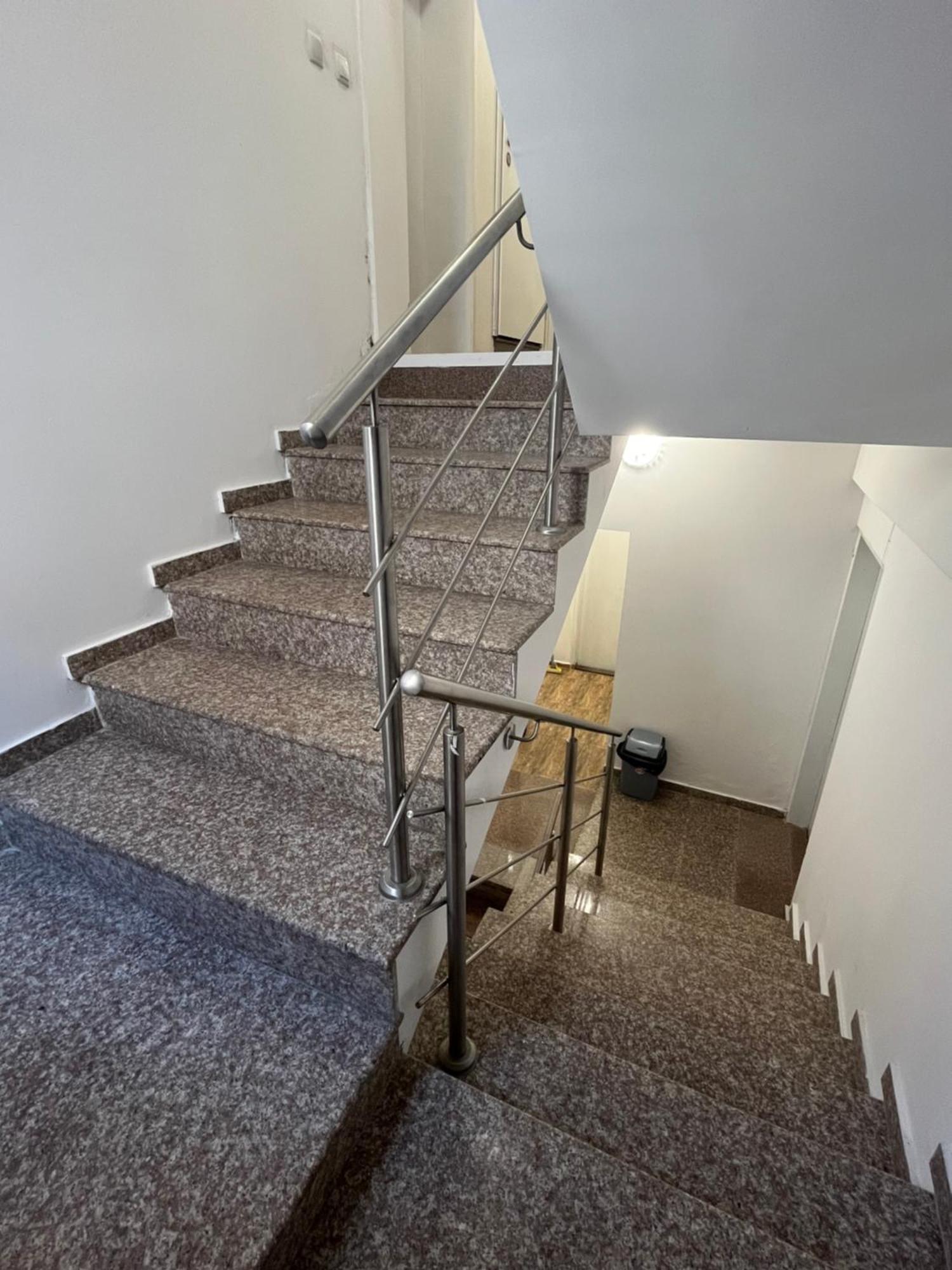 En-Suite Rooms: Novа Guesthouse In Sofia Center Εξωτερικό φωτογραφία