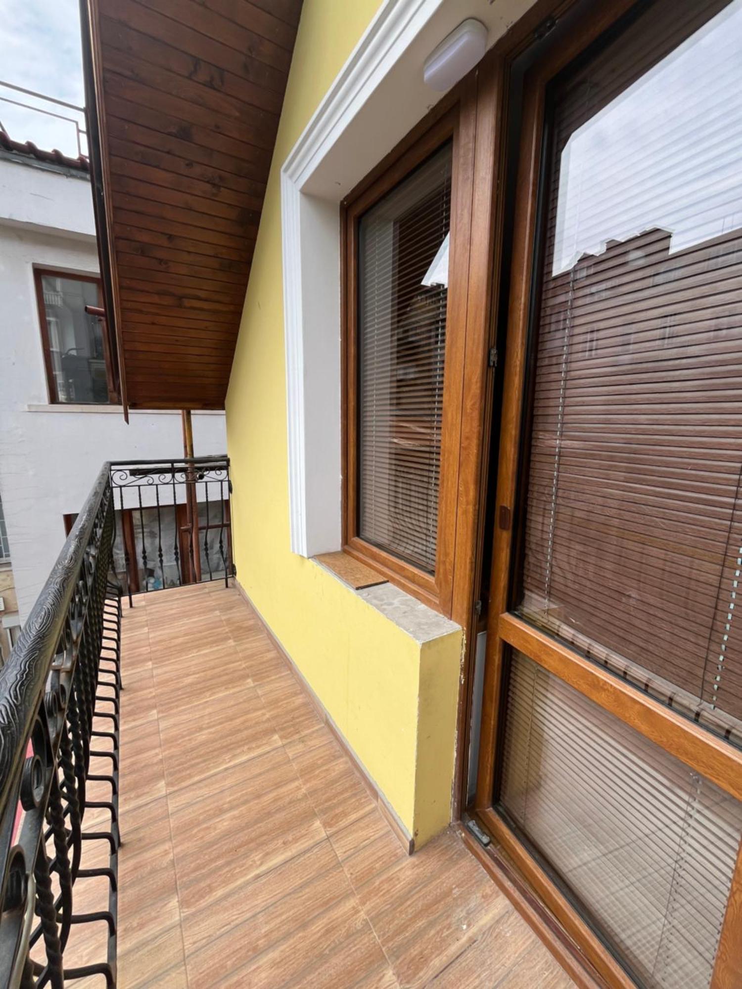En-Suite Rooms: Novа Guesthouse In Sofia Center Εξωτερικό φωτογραφία