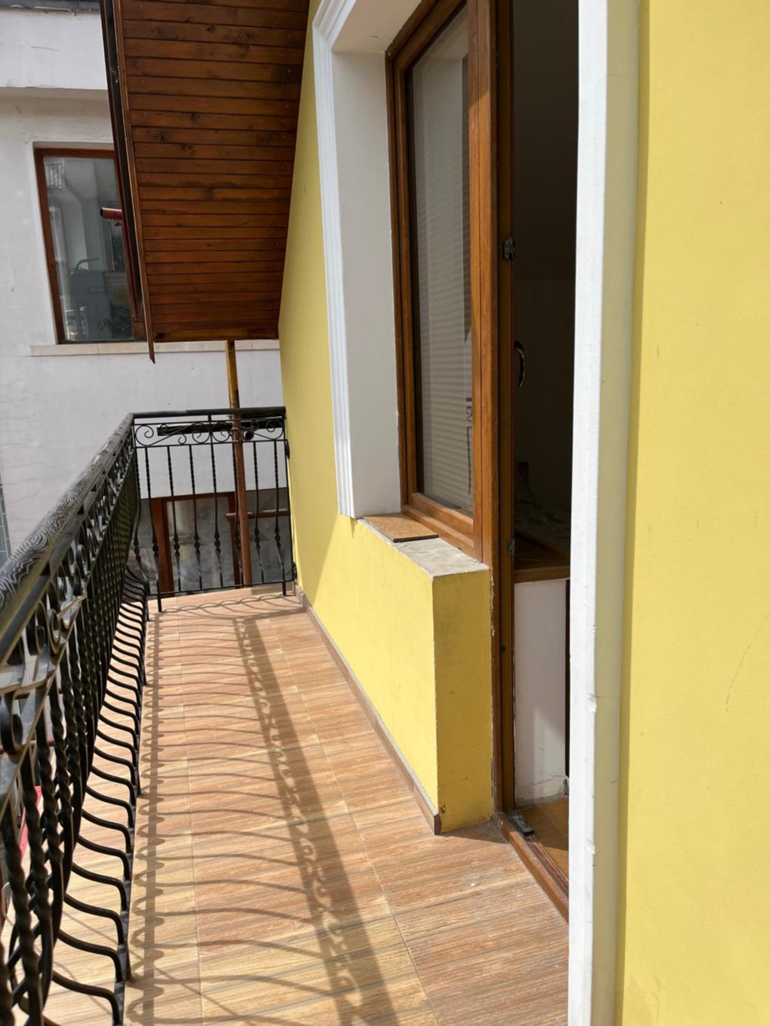 En-Suite Rooms: Novа Guesthouse In Sofia Center Εξωτερικό φωτογραφία