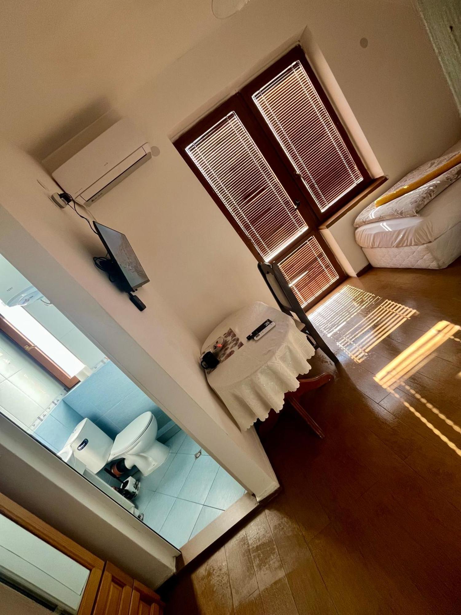 En-Suite Rooms: Novа Guesthouse In Sofia Center Δωμάτιο φωτογραφία