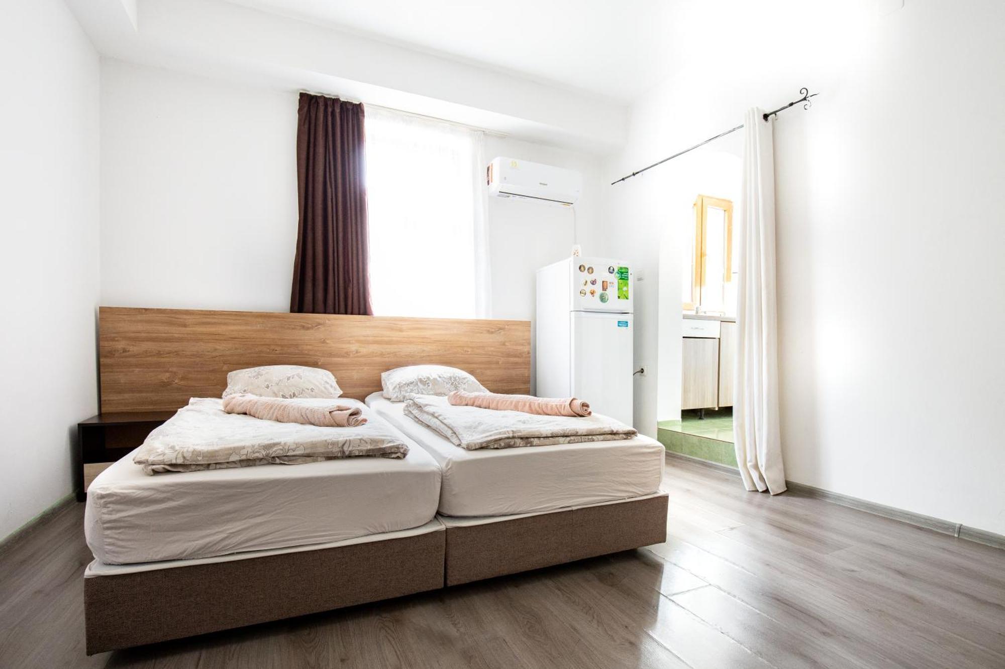 En-Suite Rooms: Novа Guesthouse In Sofia Center Εξωτερικό φωτογραφία